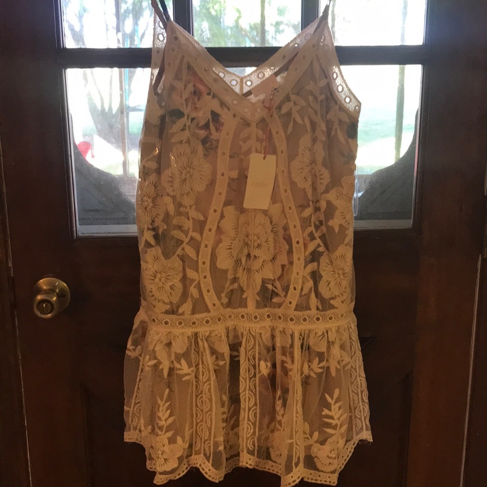 Boutique lace dress